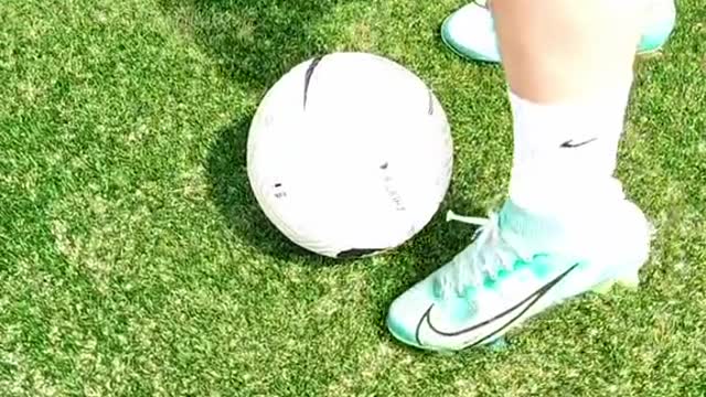 How to shoot a Knuckleball🔥⚽️