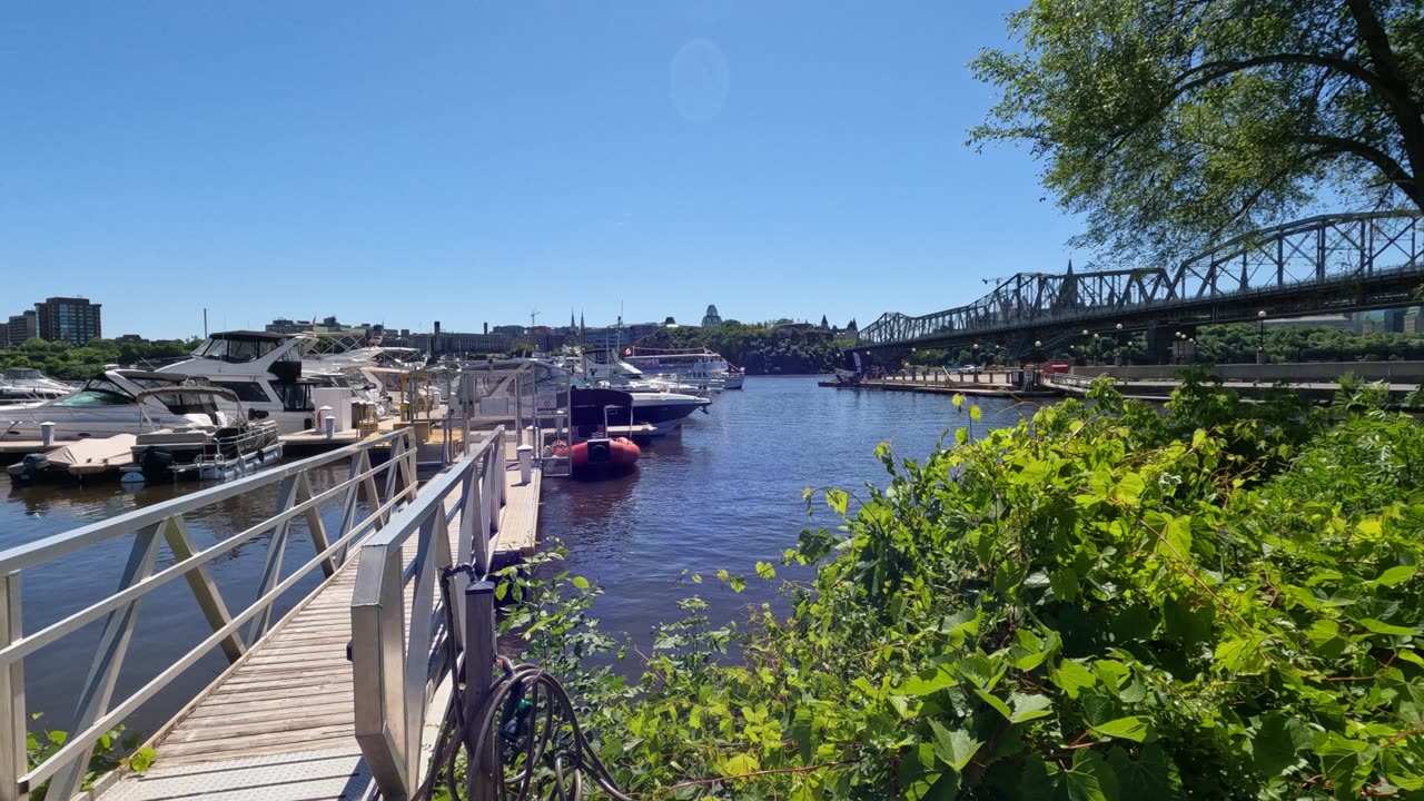 🚢 #Boat Cruise On The Marina In Hull, Gatineau, Quebec. 🚤