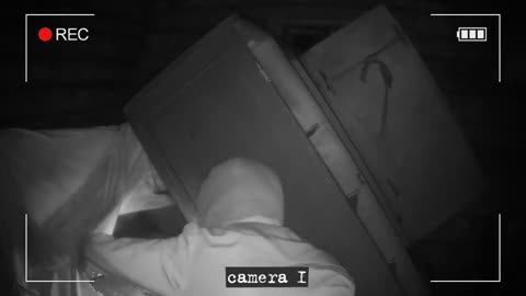 REAL GHOST OF AN OLD WOMAN / WHAT IS IT /