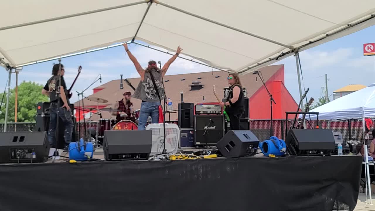 Wyld Ryde "Gasoline Alley"