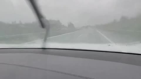Tesla zimą