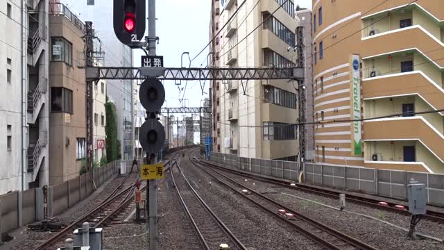 Odakyu EXE rolling by Hon-Atsugi