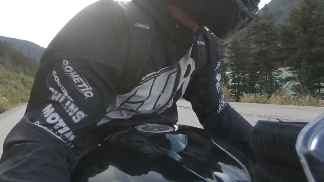 R6 Epic Mountain Ride