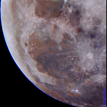La Lune rouille et cela doit être dû à l'oxygène et à l'eau en DIRECT