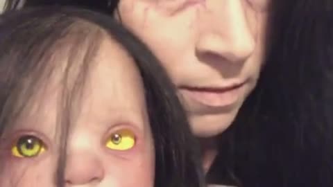 Watch the Doll's Eyes