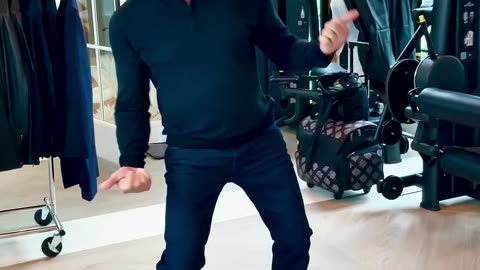 dance like Sylvestre Stallone