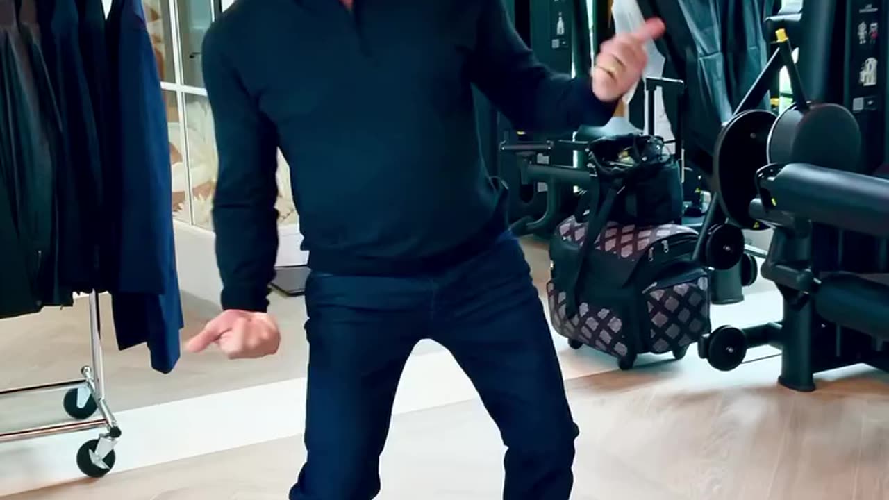 dance like Sylvestre Stallone