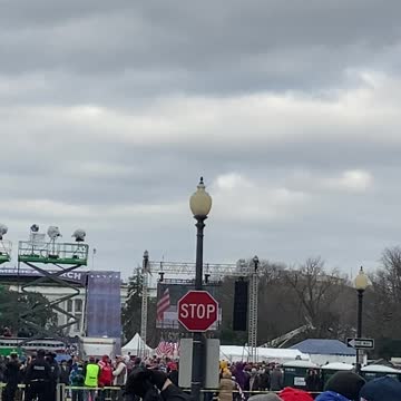 Do any of these police or patriots act like there is a violent terrorist attack Jan 6?