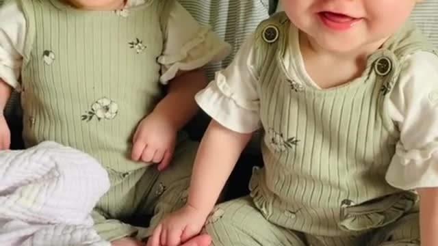 Cute Baby Relaxing Video!!! Amazing N Relaxing