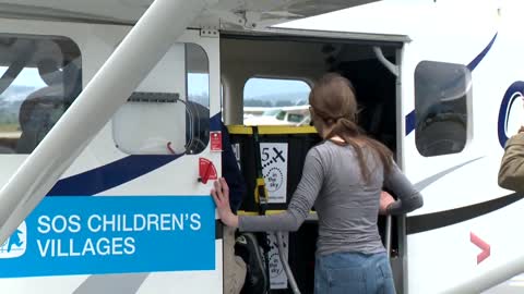 BC family to spend 14 months flying around the world