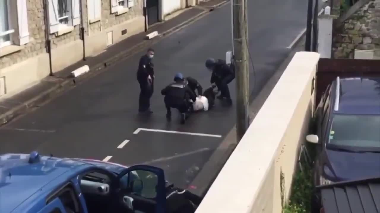 Brave French Cop Goes Full Ninja Mode To Take Down Armed Suspect