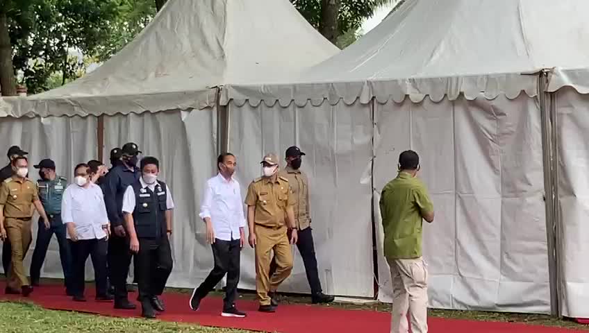 Presiden Jokowi Mengunjungi Kota Kecil di Sumatera Selatan Pagar Alam