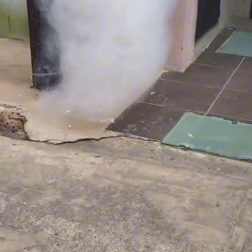 Phenomenon of these strange clouds that descend until they touch the ground