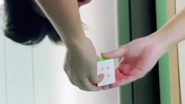 Upside-down Spees Cubing: 10.81 secs. by Daryl Tan Hong An