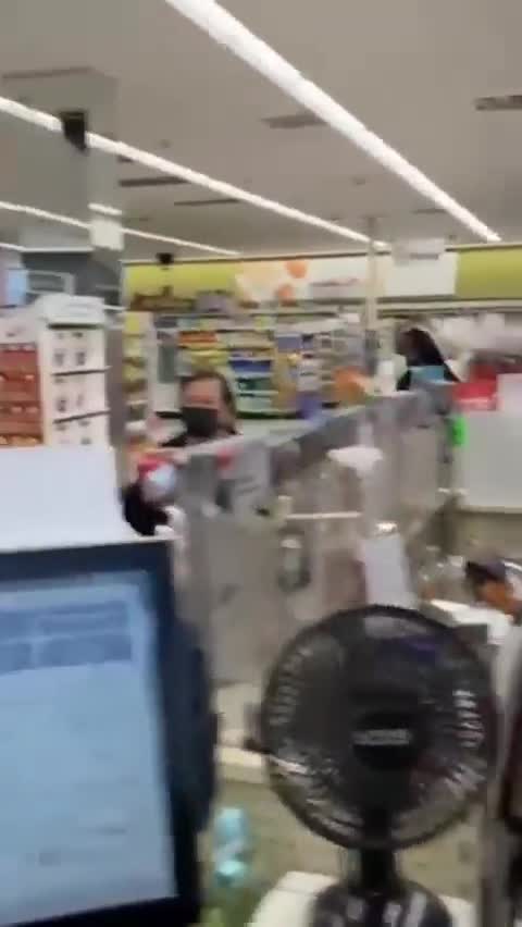 Video! Another Walgreens Hit By Looters In San Francisco, 15 Stores Set To Close