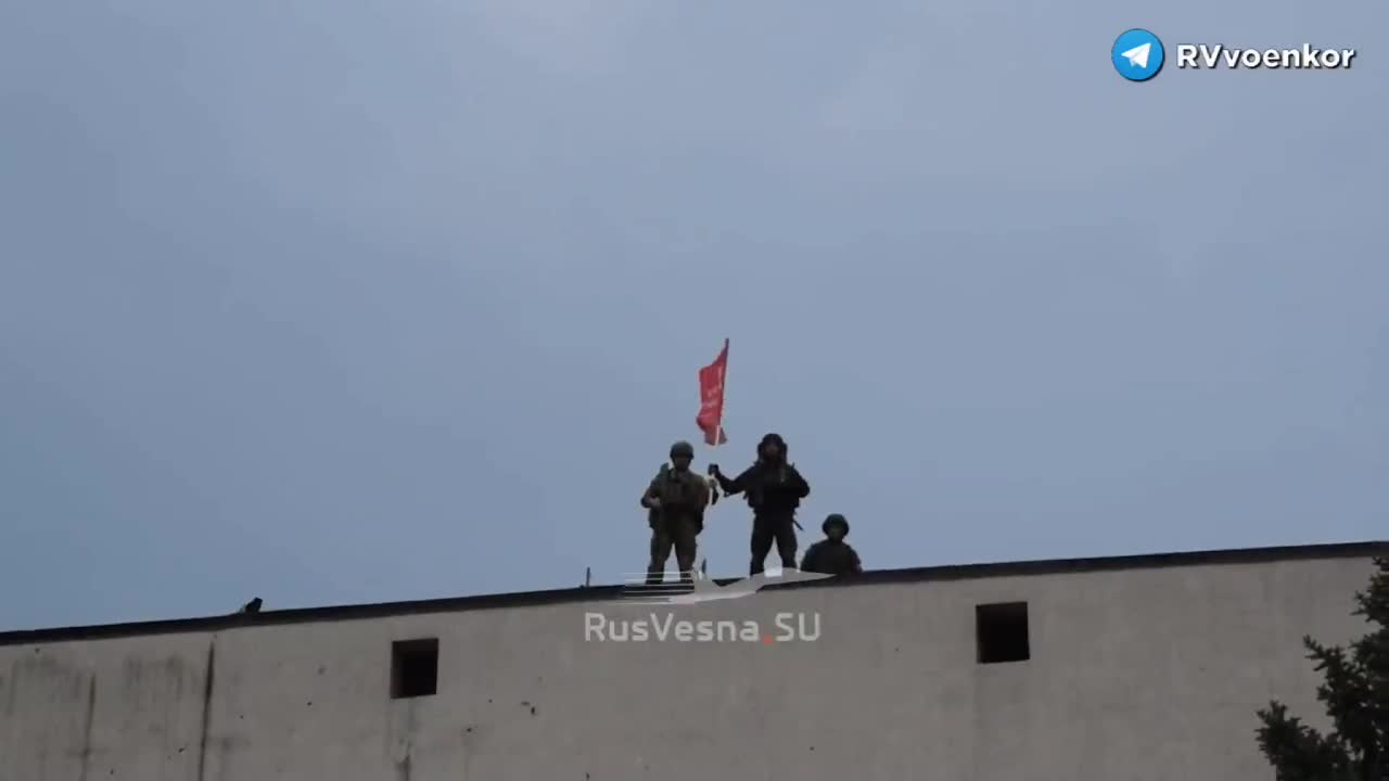 Ukraine War - Footage of the hoisting of the Banner of Victory