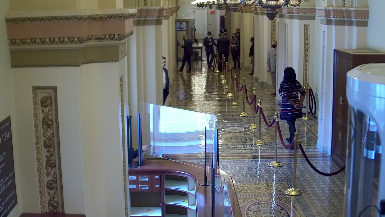 0361USCH03HouseGalleryNWnearH323_2021-01-06_13h03min16s790ms.mp4