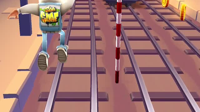 Subway Surf - Mobile Gameplay from Apple Store