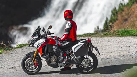 2024-Ducati-Multistarada V4 RS