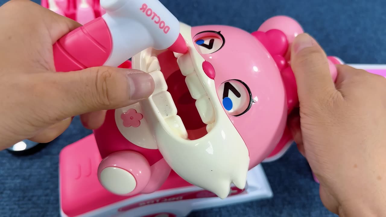 Unboxing Dentist Playset, Teeth Cleaning Game | KidsUniverseLoading