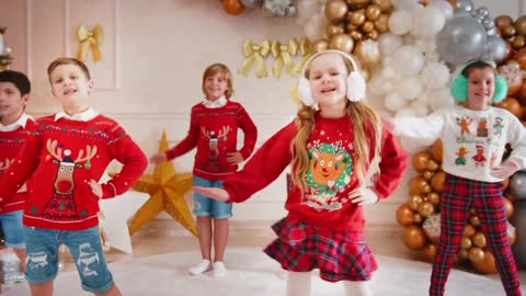 Diana and Roma Christmas with My Friends Kids Song Official Video_v720P