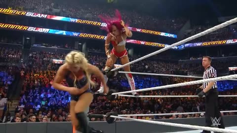 Charlotte flair vs Sasha banks