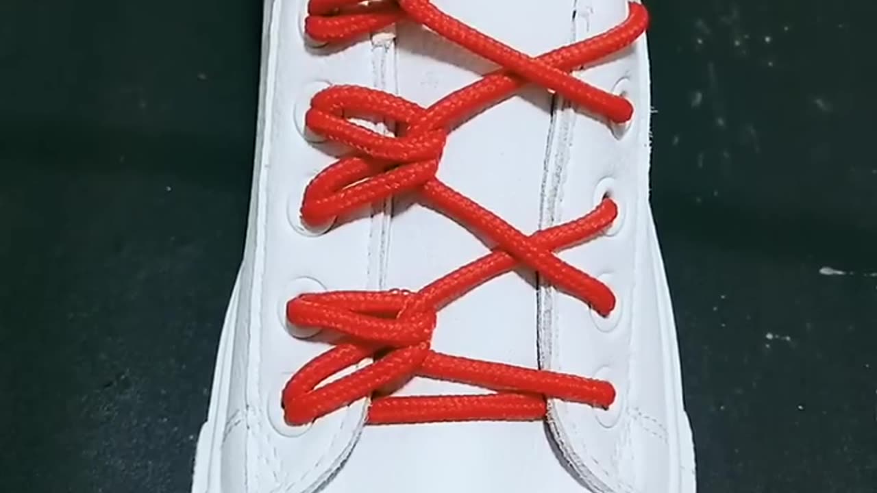 SNEAKER LACES
