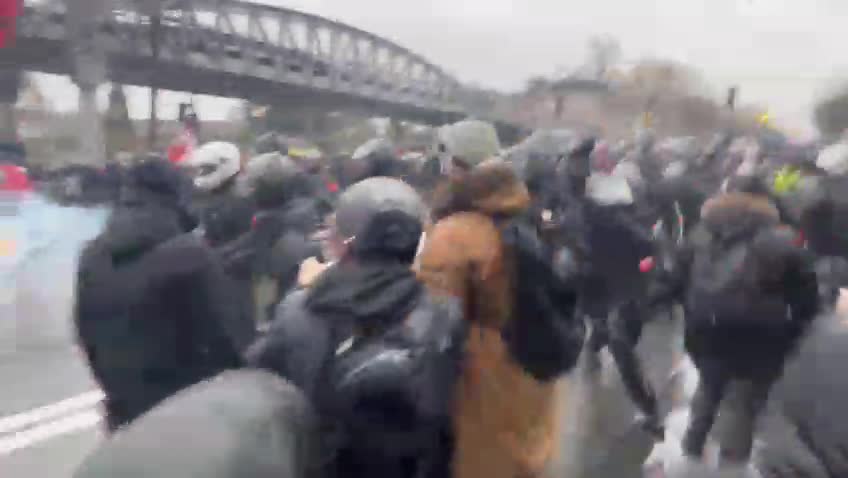 France Protesting after Macron wanting to piss off the unvaxxed