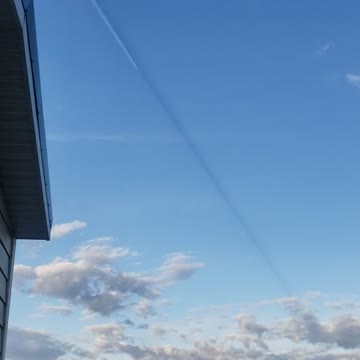 Dark line leading the chemtrails