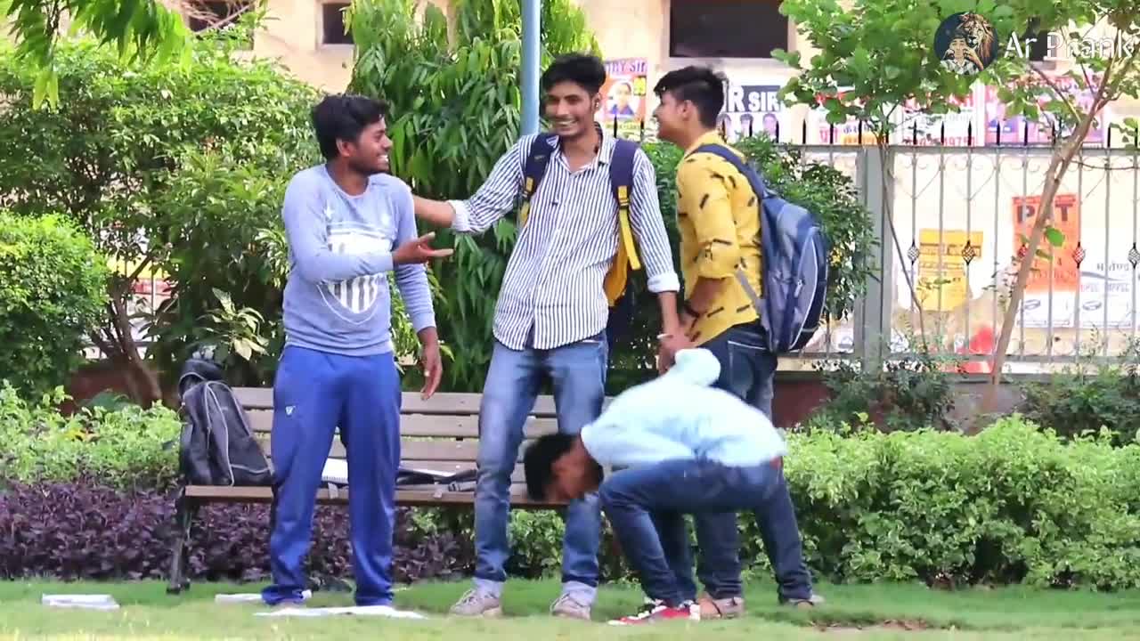 Counterfeit weapon trick in open extraordinary style | trick in india