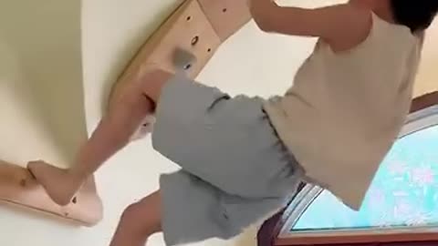 This kid has amazing acrobatic skills!