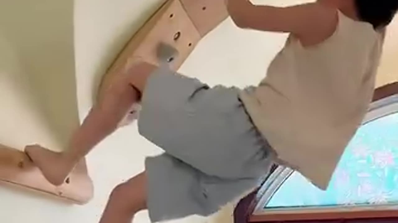 This kid has amazing acrobatic skills!