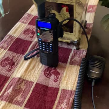 Prepping - Loving Lurking on the Ham Radio