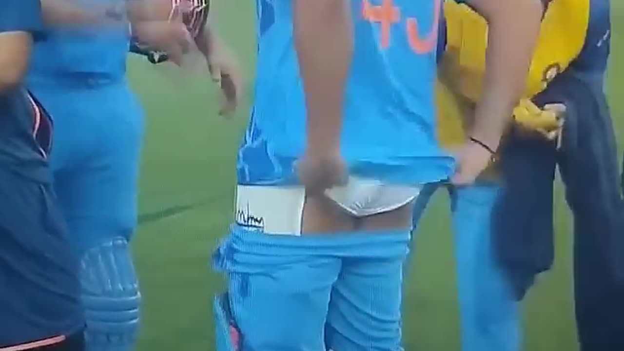 Rohit Sharma Funny Moments In Cricket Ground 🤣🤣