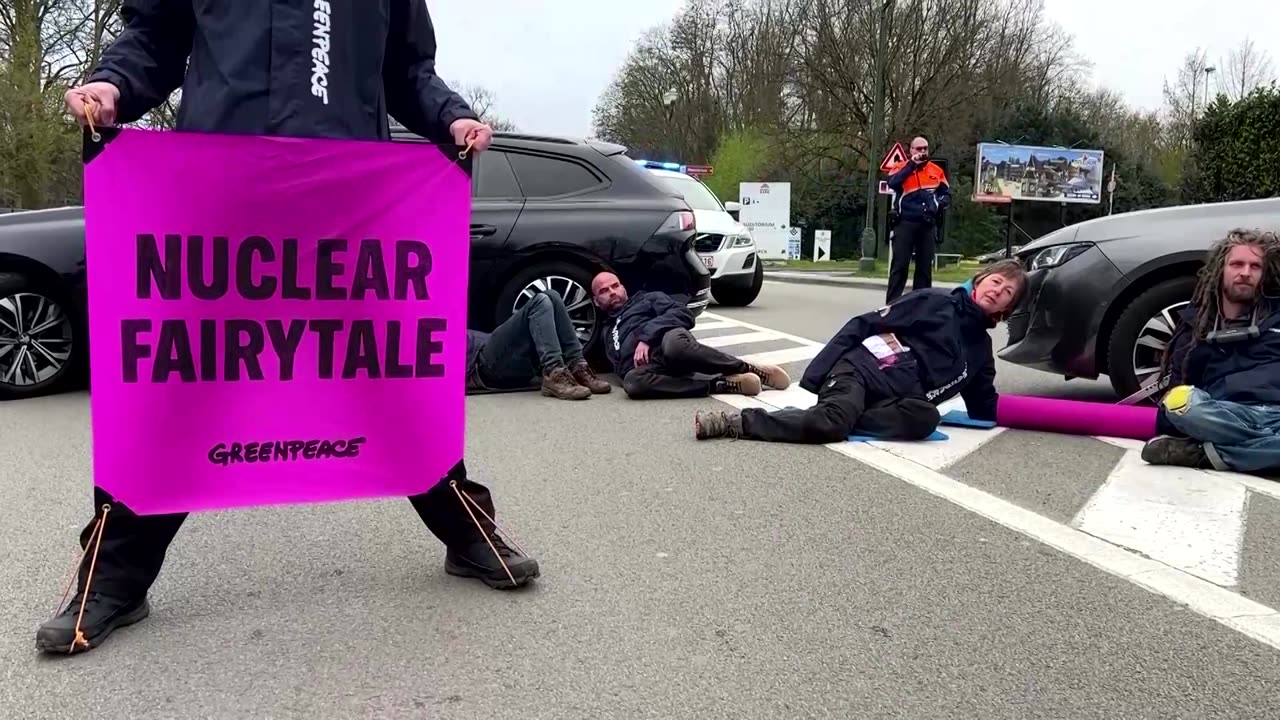 Activists protest Brussels nuclear energy summit