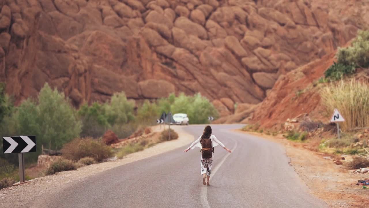 alone walking on alonely road of life ,do not be lonely