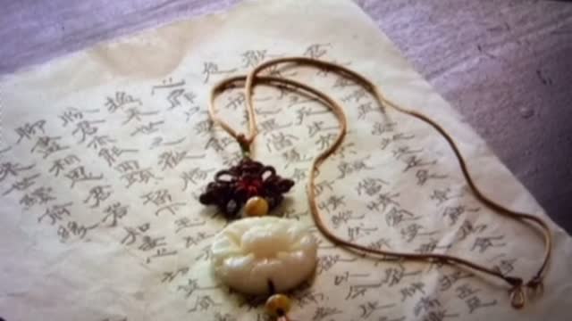 WORLD BEST PEONY BRACELET MY FAV -- FRANSISCA SIM