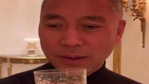 20220907文贵先生GETTR¹： #七哥又吐血：吃完又喝了冰可乐，吐了3次，吐很长时间，结果晕过去几分钟，估计晕两3次。