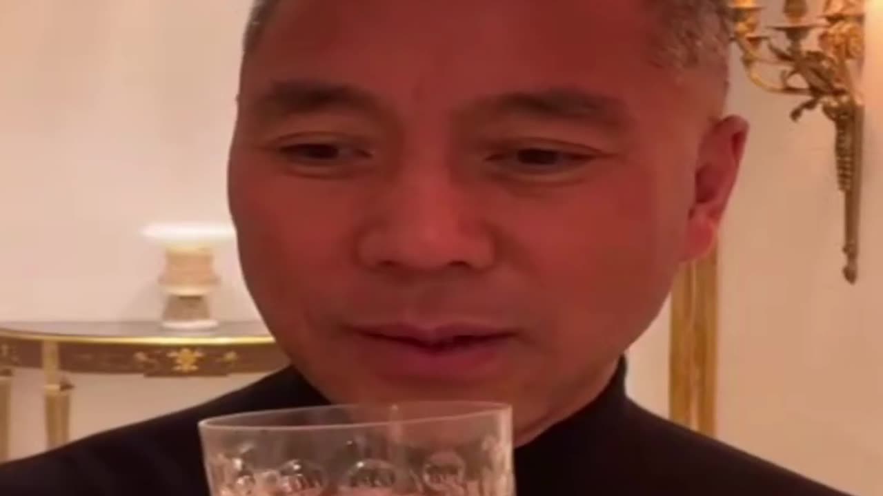 20220907文贵先生GETTR¹： #七哥又吐血：吃完又喝了冰可乐，吐了3次，吐很长时间，结果晕过去几分钟，估计晕两3次。