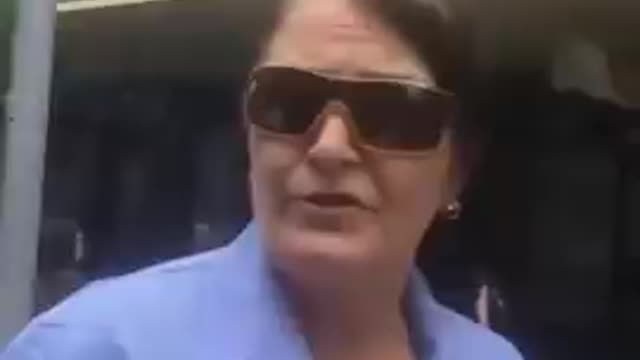 2021-11-03 Australia Nurse confirms patiens are vaxxed