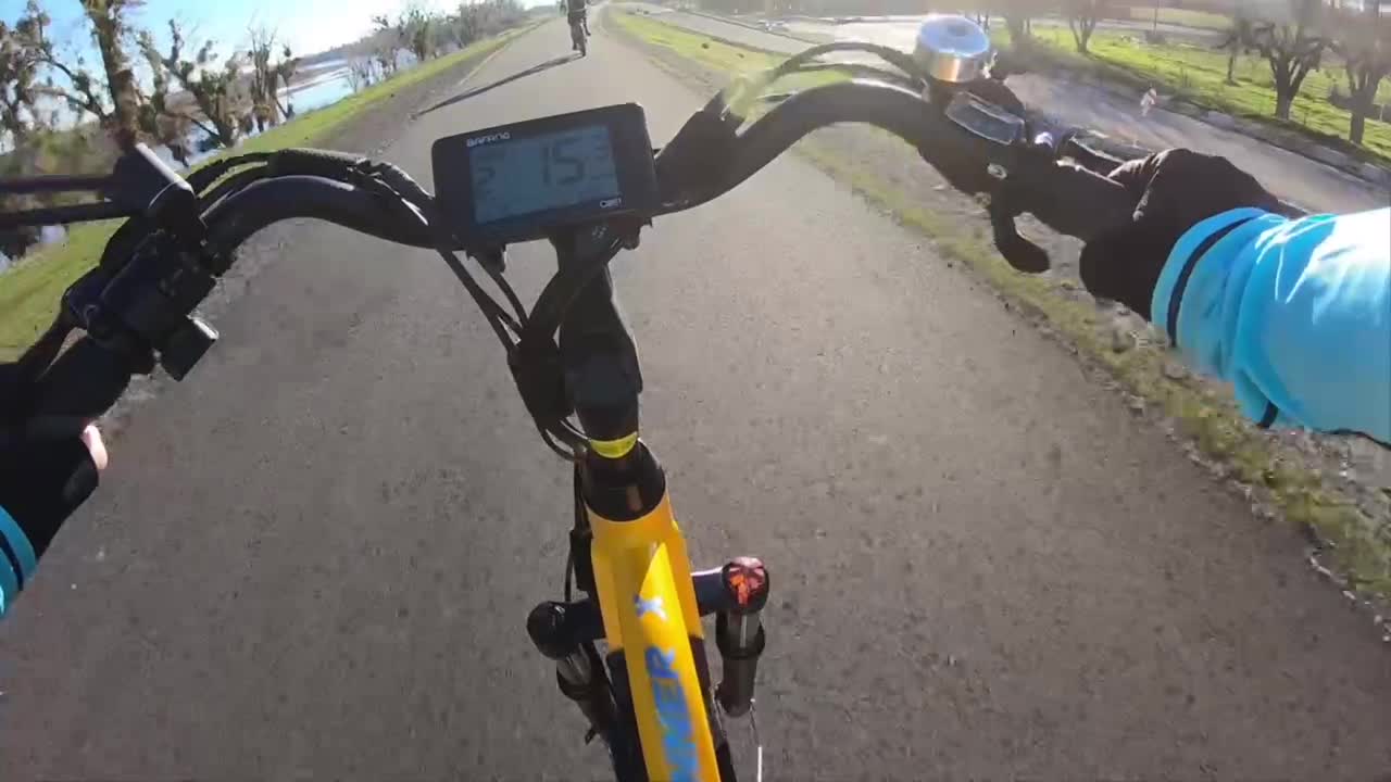 E-biking the Feather River Levee