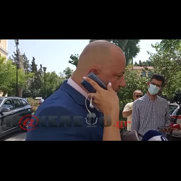 Δικηγόρος παππά 2