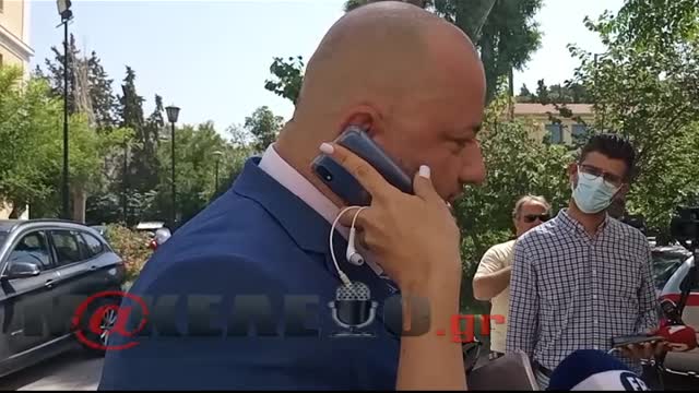 Δικηγόρος παππά 2