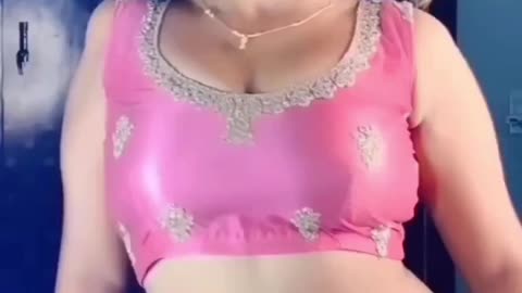 Sexy curvy body saree dance