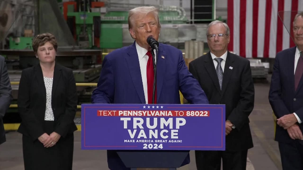 Trump: "Kamala Harris is an economy wrecker and a country destroyer"