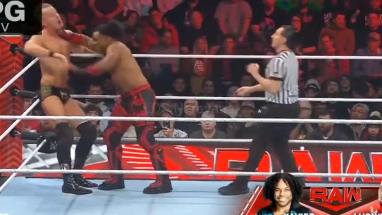 Ludwig Kaiser vs. Xavier Woods