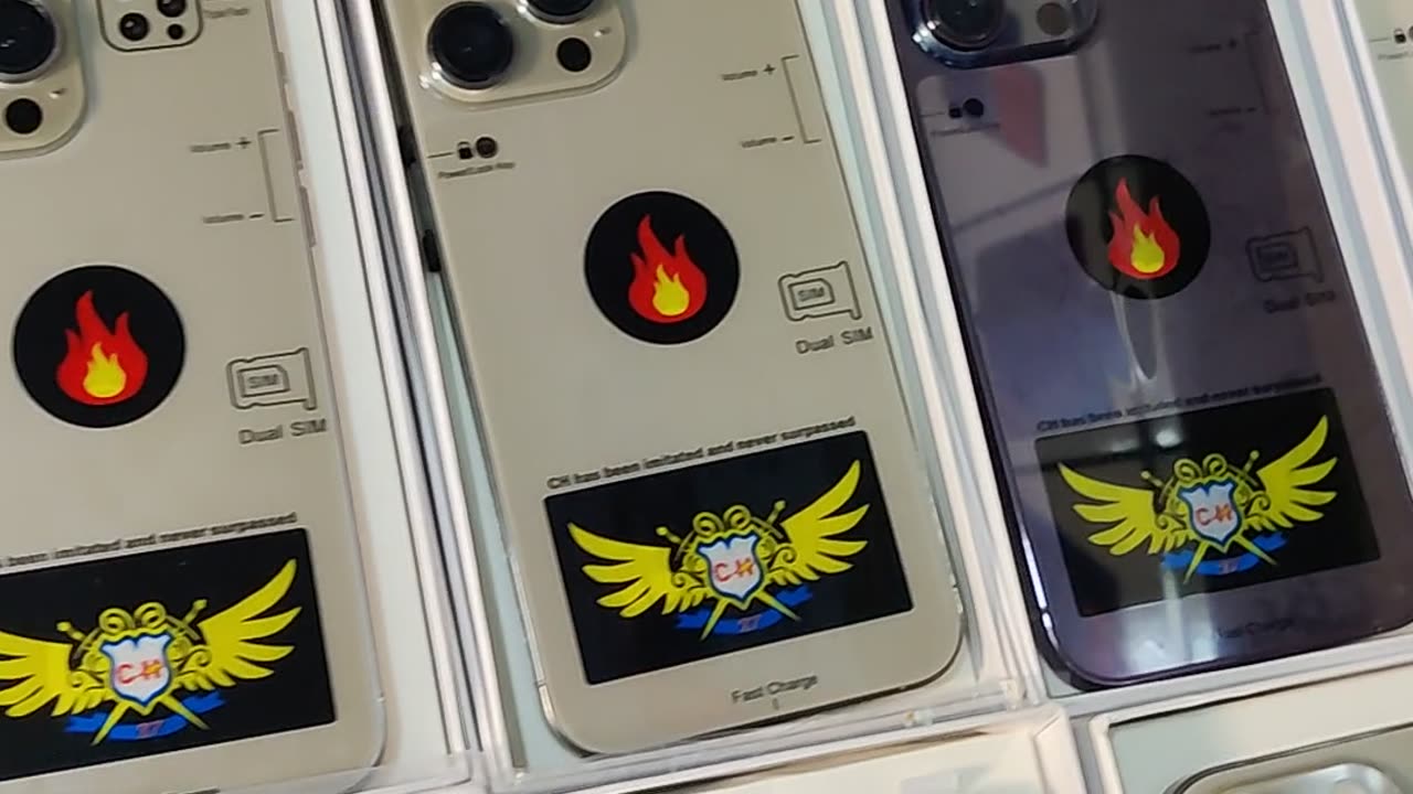 Apple iphone new stock available in classic mobile hallroad Lahore
