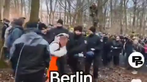 The German police brutally attacked the farmers protesting.