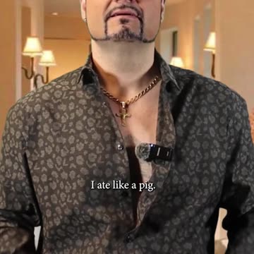 Italian hand Gestures! This one means "I ate like a pig"