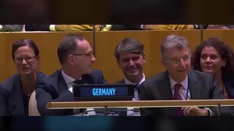 Flashback Germany laughing at Trump about energy dependence on Russia